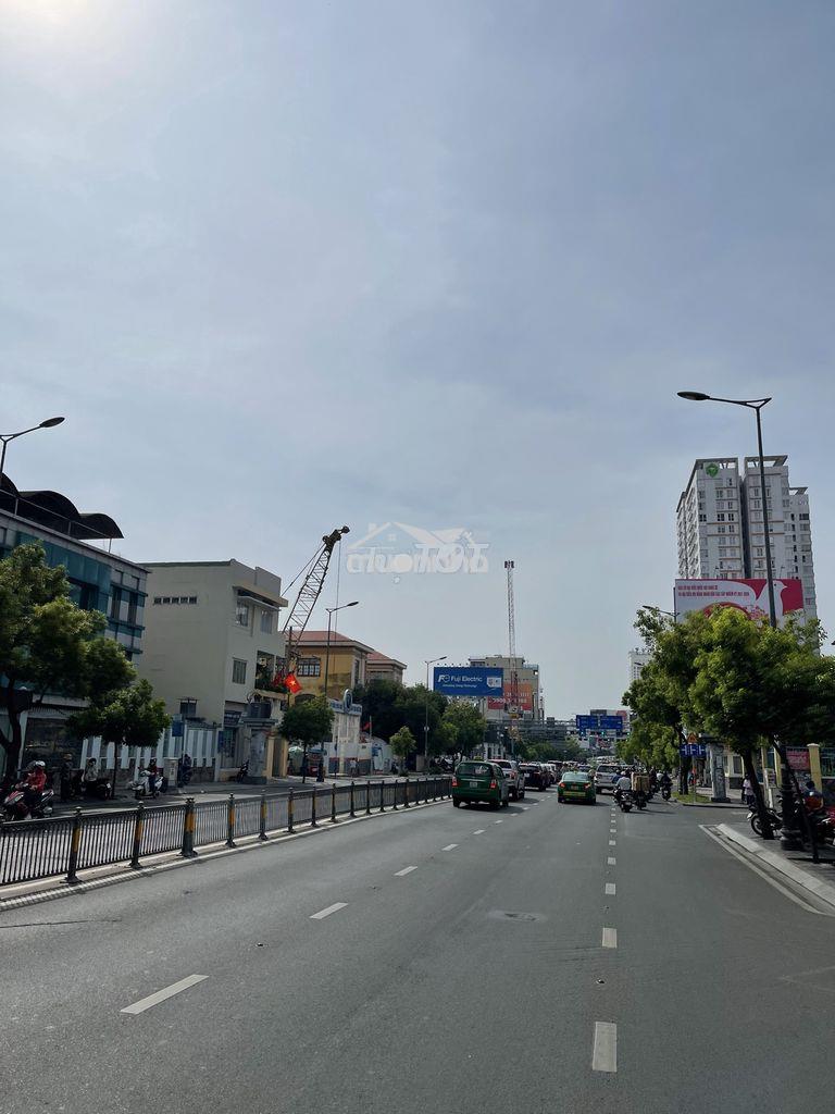 Cho thuê căn khu villa hẻm tú xương,q3. dt: 8x14m, trệt, lầu,st