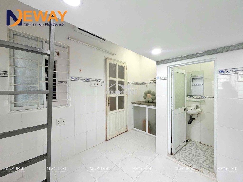 Phòng đầy đủ nội thất - cửa sổ thoáng mát gần đh công thương - 4