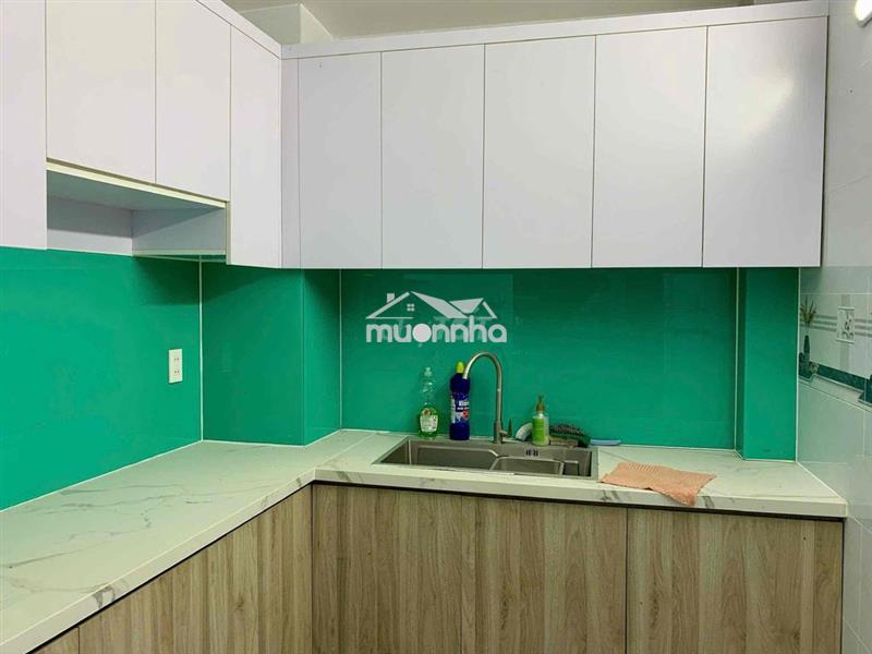 Nhà 5 tầng phan đình phùng p2 – 4pn – 14tr/tháng”.
