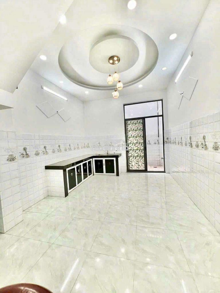 Cho thuê nhà hương lộ 2, bình tân, ngang 4m dài 18m, 3 tầng, 13tr - 3