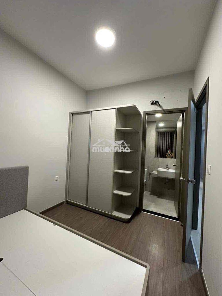 Cho thuê cc westgate - giá 6,5 triệu - 2pn - sẵn 1 máy lạnh - 4