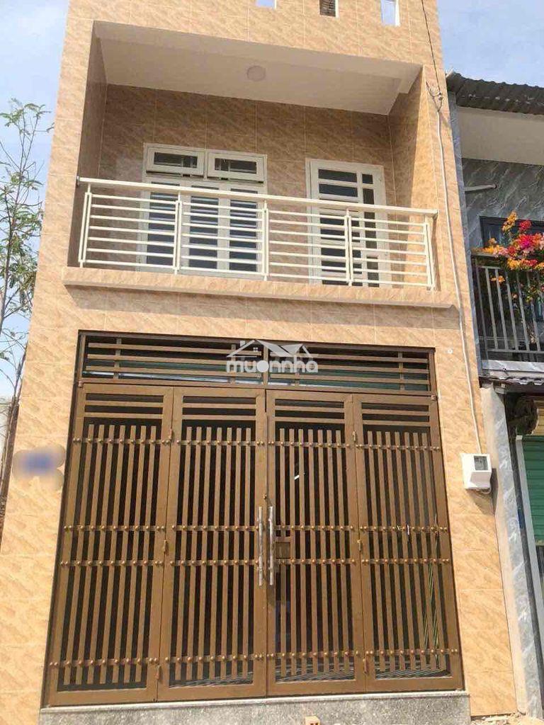 Nhà 1 trệt 1 lầu 2pn 2wc kdc gần vin đs9 long bình