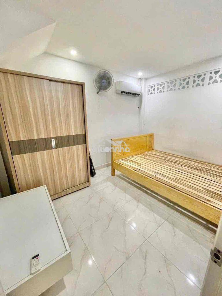 Nhà rộng có nội thất 4*16m 1lửng 2pn  hxh lê văn thọ - 4