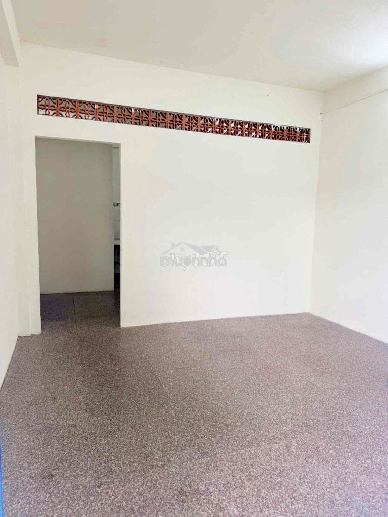 Nhà trọ giá rẻ cnc chỉ từ 2.600.0000 phòng diện tích 34m2 phòng không