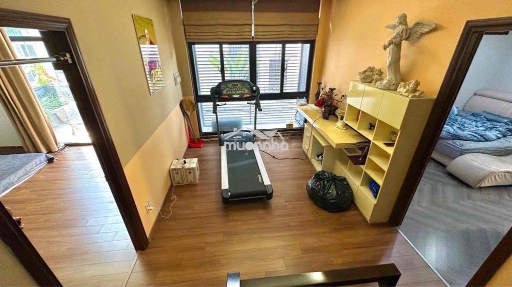 🏠🏯Thượng lưu - biệt thự -kiều đàm -tân hưng -q7 - 175m2 - lô góc 2 mặt - 3