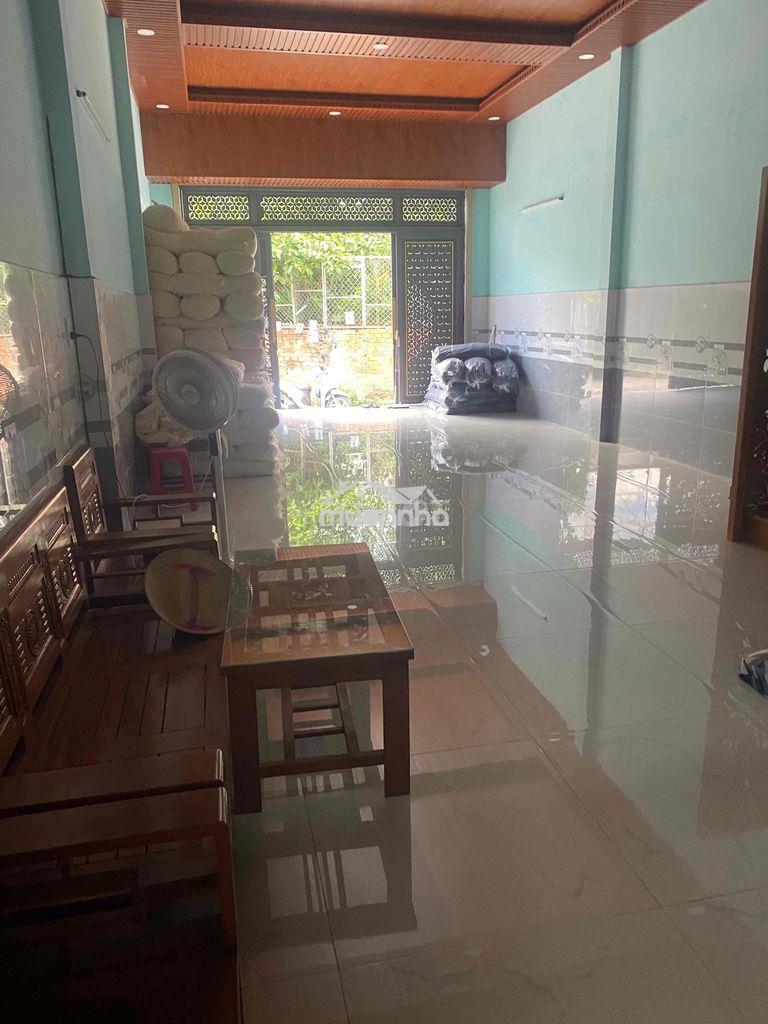Cho thuê nhà mới tinh 2/ quách điêu gần lê thị dung vla gác lửng 2p - 3