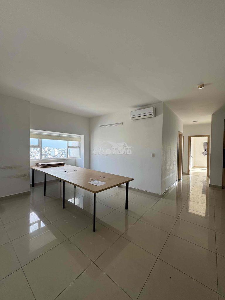 Cho thuê căn hộ căn góc oriental plaza 105m2 3pn 2wc 3bc, nt cơ bản, g - 3
