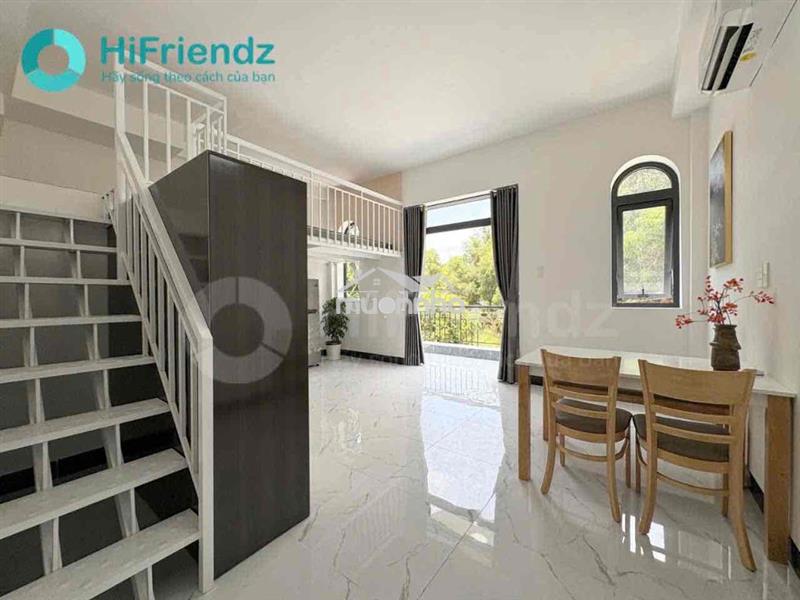 Gác lớn gần ngã 4 thủ đức - ufm - fpt - khu công nghệ cao