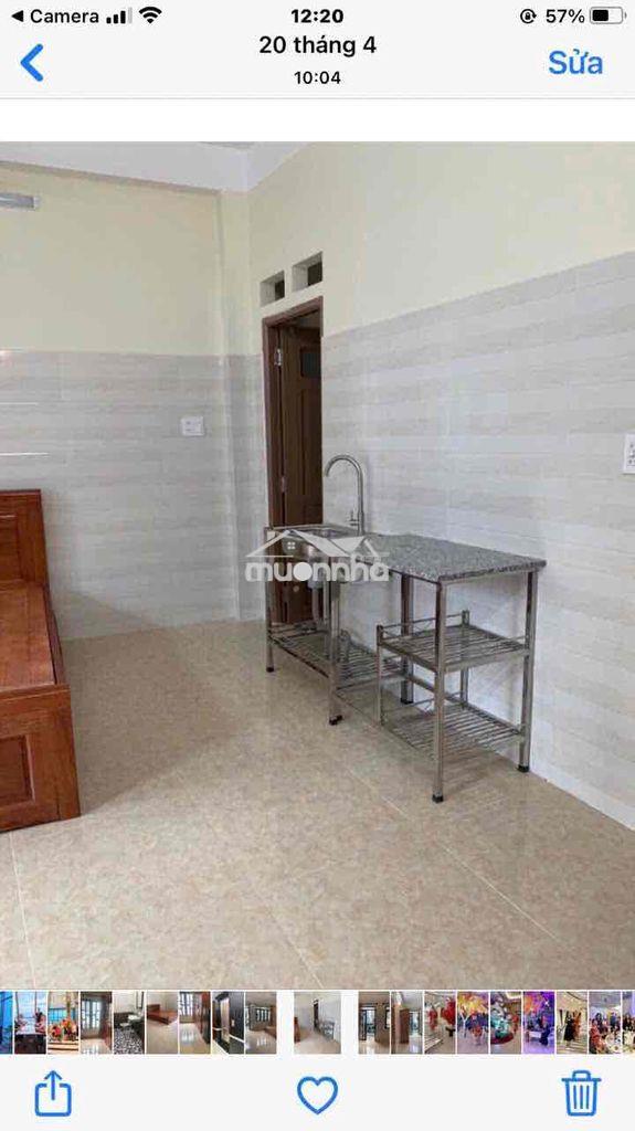 Phòng gần trường tiểu học và chợ - 4