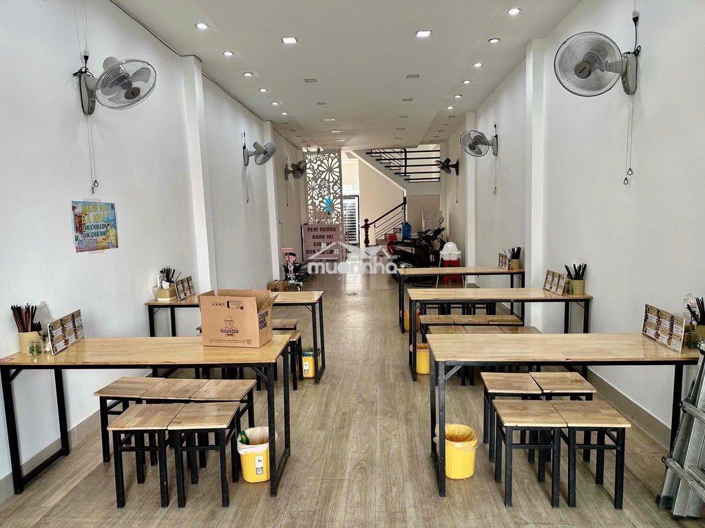 Cho thuê nhà mặtt iền đường luỹ bán bích 4,5x38m 2l trệt thông suốt - 2