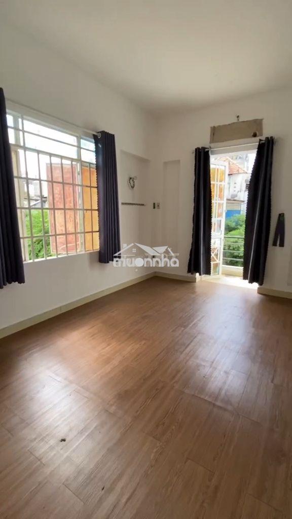 Phòng đẹp 20m2 tt bình thạnh giá sinh viên