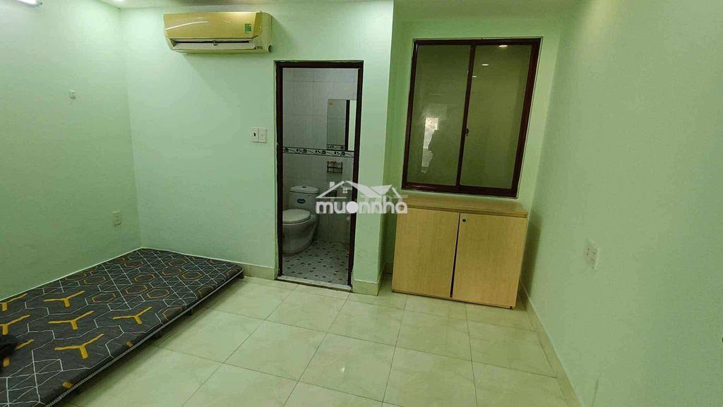 Phòng trọ có cửa sổ trời, máy lạnh, tủ lạnh – liên khu 4-5, bình tân - 2