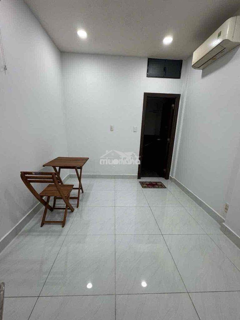 🏠 Cho thuê phòng trọ full nội thất – trung tâm quận 1 (đường trần khắc - 4