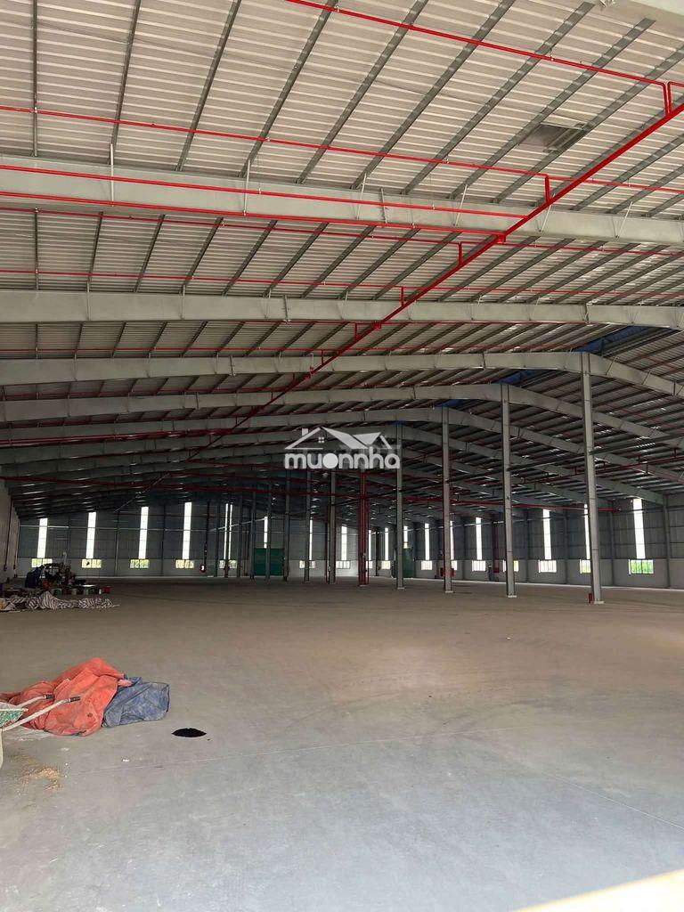 Cho thuê xưởng 4200m2 giá thuê 160 triệu/tháng