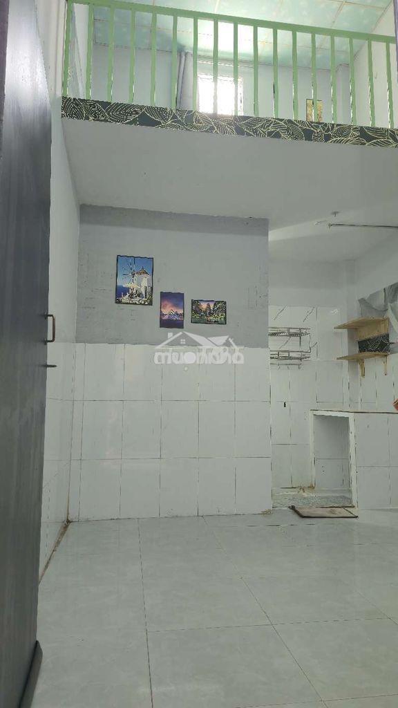 Phòng trọ 22m2 trệt, có gác lửng - 2