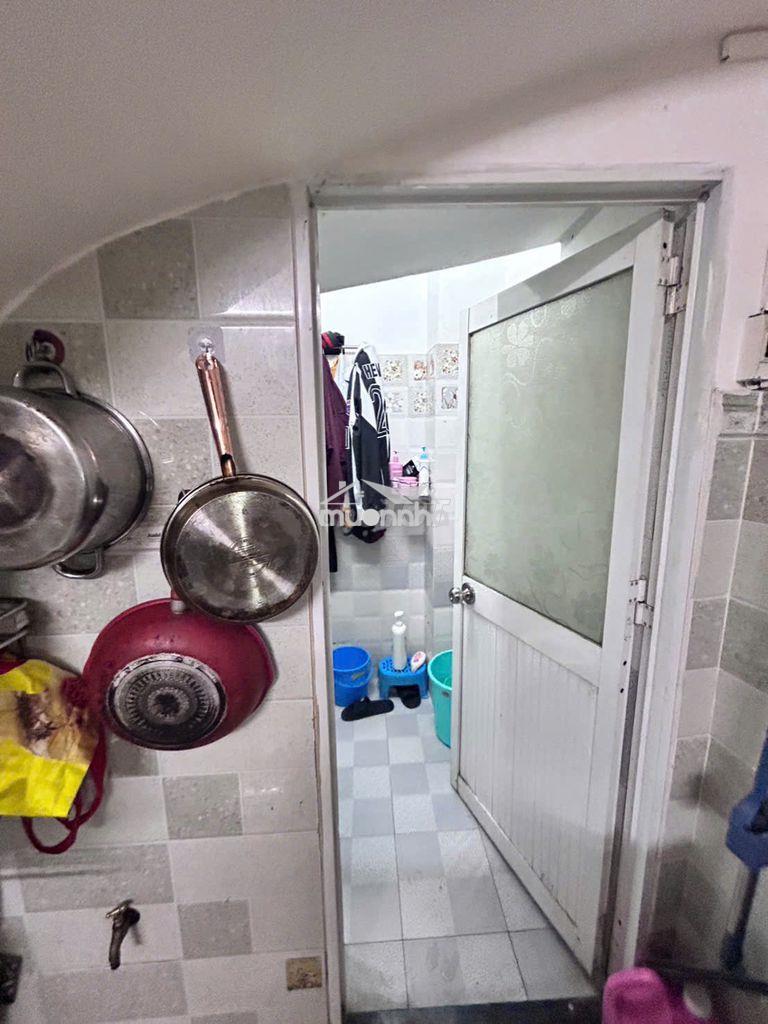 Hưng phú p9 q8 gần cầu nguyễn tri phương 2pn nhà nở hậu chữ l, ở liền - 2