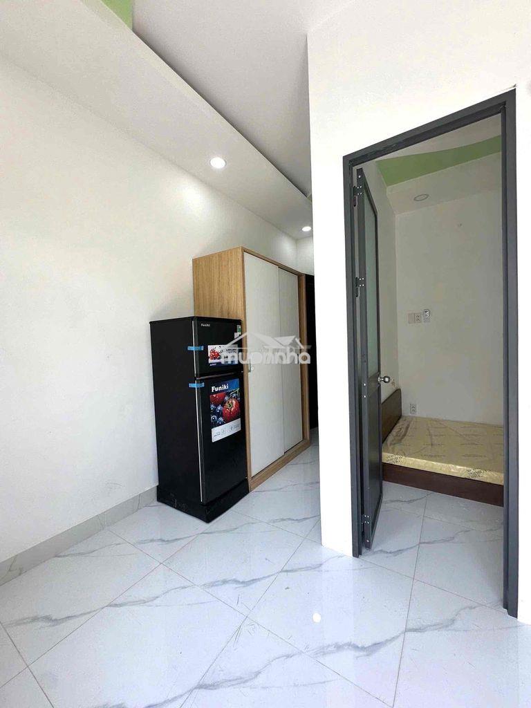 Căn hộ 1pn ban công fullnt ngay khu sầm uất phan xích long giáp q1, bt - 4