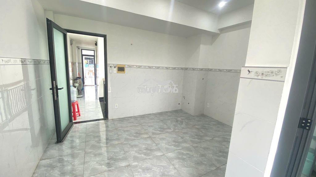 Trọ cho nữ thuê cách trường văn lang cơ sở 3 (300m) - 2