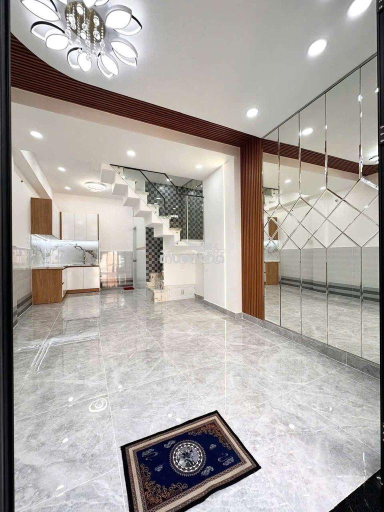Nhà hẻm 5m đường âu dương lân,p3q8,dt 3,8mx7,5m, 1 lầu,2 pn - 2