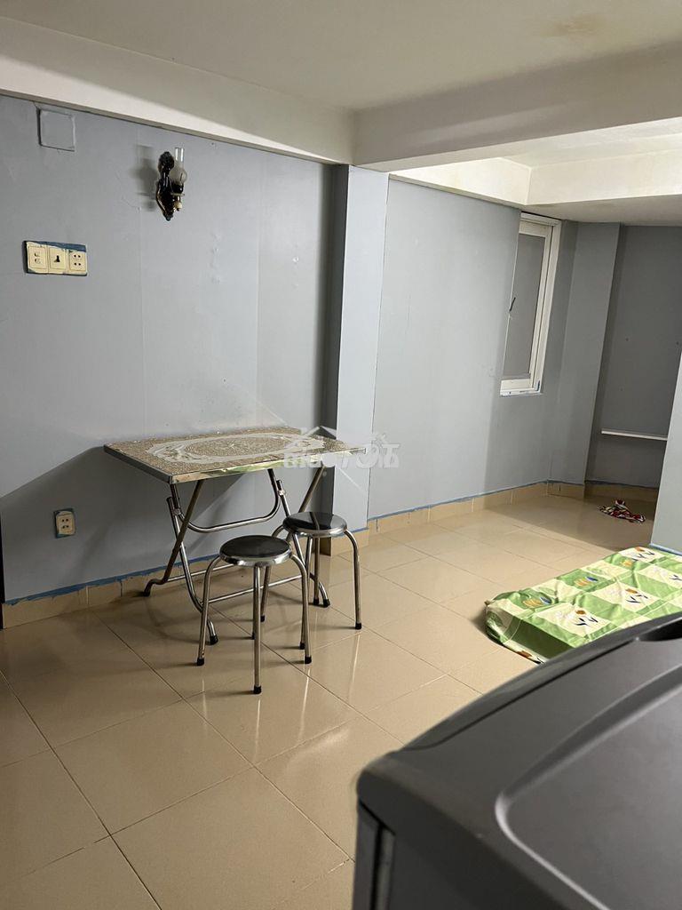 Cho thuê phòng trọ giá rẻ quận 1