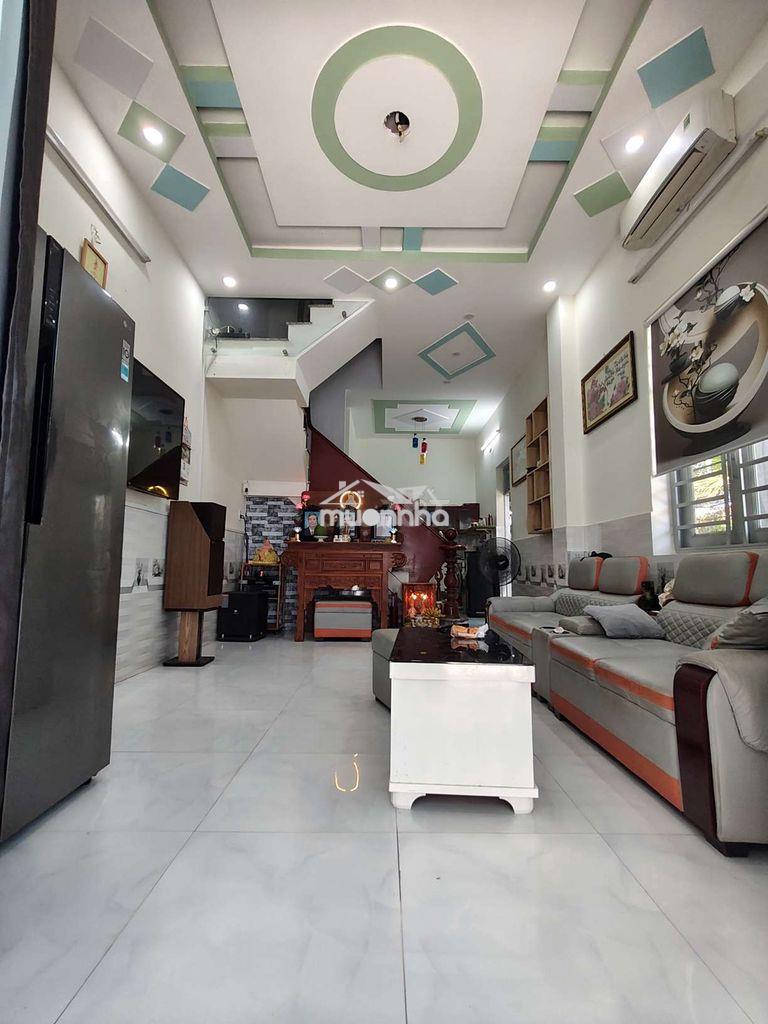 Nhà 3 mặt tiền hẻm - 3