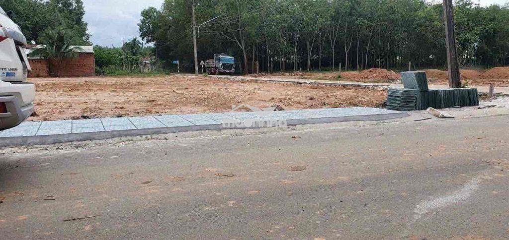Chính chủ cần bán lô đất mặt tiền - 4