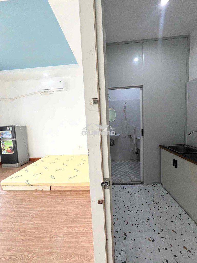 Cho thuê căn hộ 2 phòng ngủ ban công tây thạnh lê trọng tấn huit - 3