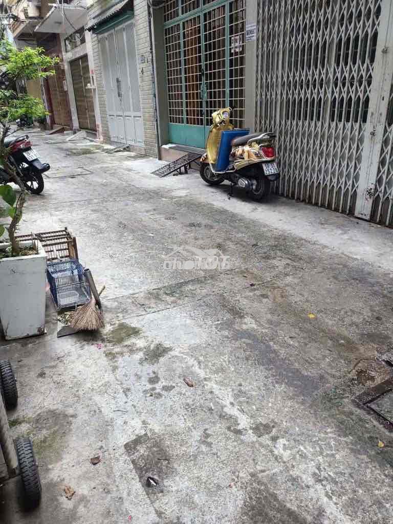 Hetm 4m nguyễn đình chiểu q3, dt rộng 4x11m, trệt 1 lầu vô ở ngay