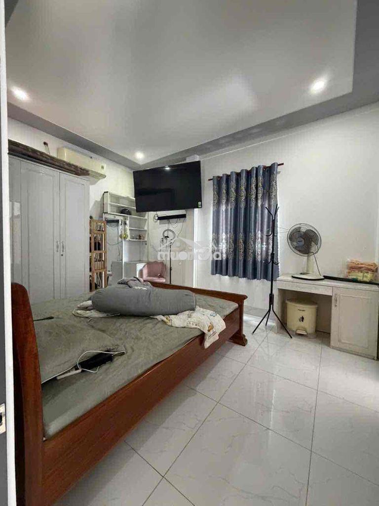 Bán nhà 1t1l bửu hoà. dt: 78m2 sổ riêng thổ cư 100%. giá 2,150 tỷ - 4