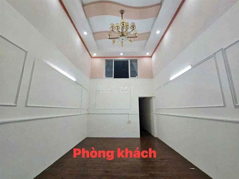Nhà nguyên căn 2pn có sẵn máy lạnh, phù hợp ở và kinh doanh nhỏ lẻ