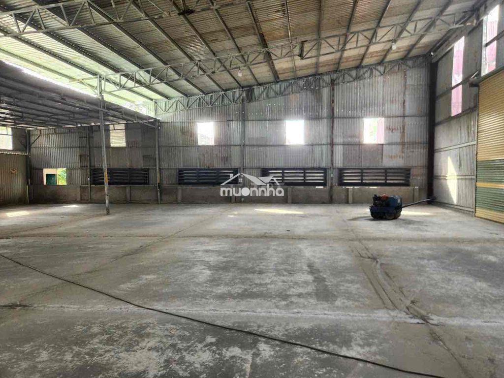 Kho xưởng vòng xoay phú hữu q9 đường container 1800m2 - 4