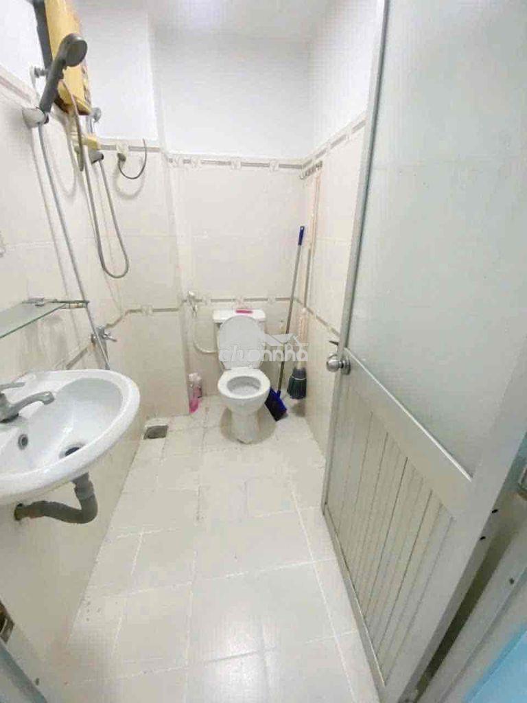 Nhà nguyên căn đường phan văn trị p11 quận bt - 4
