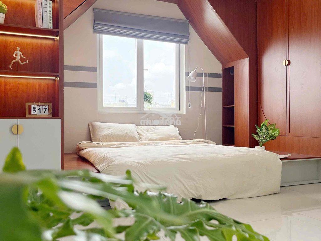 Căn hộ full nt ban công ngay cổng đại học văn lang - Ảnh 2