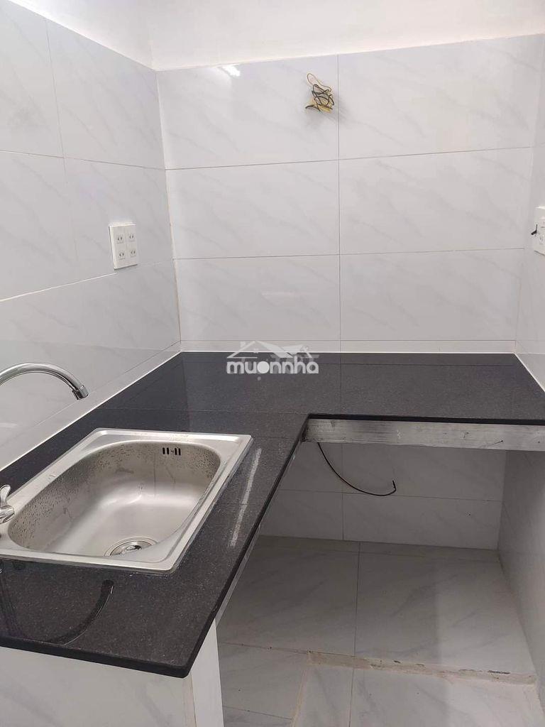 Cho thuê nhà sát mt đường hoàng sa, 3t 2pn 2wc sân thượng, giá 12,5tr. - 4