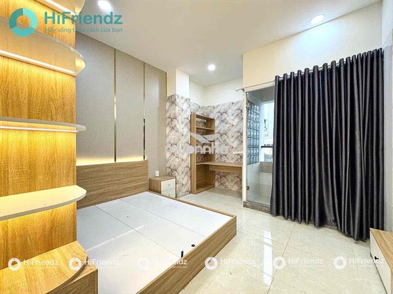 Căn hộ 2pn ban công cao cấp mới rộng 80m2 ngay trung tâm - q3
