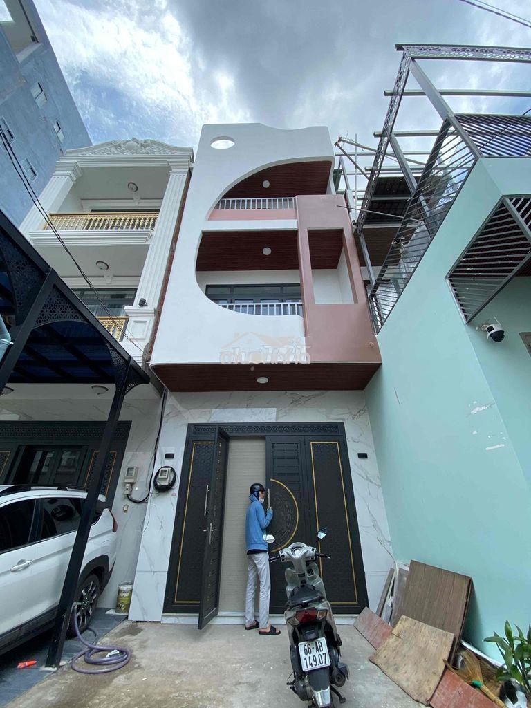 Nhà 3 tầng mới xây hẻm 20/13 mã lò