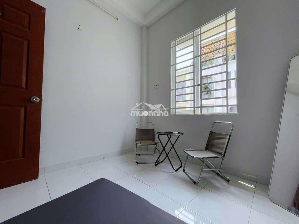 Cho thuê căn hộ 2pn ban công lớn ngay cổng sau đại học văn lang cs3 - Ảnh 4