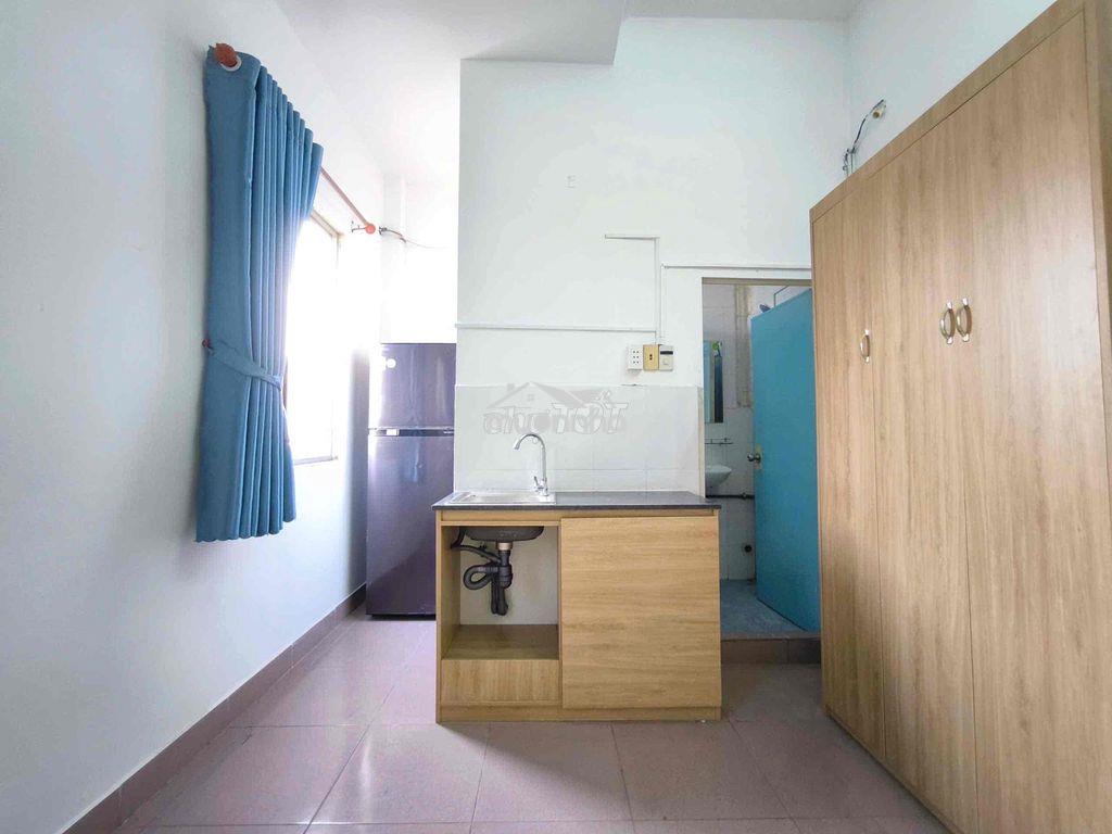 Studio cửa sổ siêu thoáng gần cầu chà và thuận tiện đh y dược - Ảnh 2