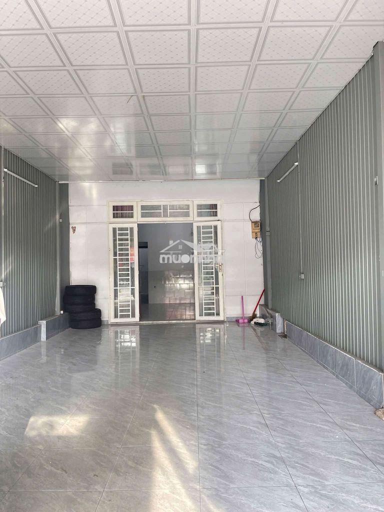 Nhà mặt tiền 2 bà trưng buôn bán sân xe hơi 