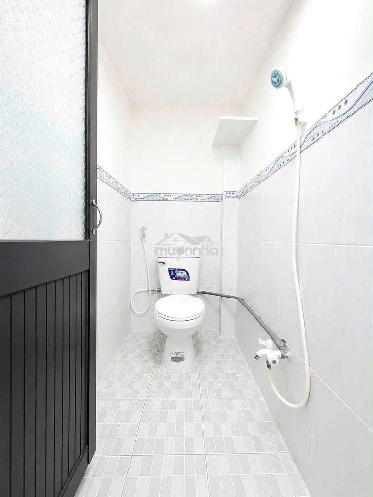 Phòng trọ ngây chợ 434, gần kcn visip1, có sẵn máy lạnh  - 3