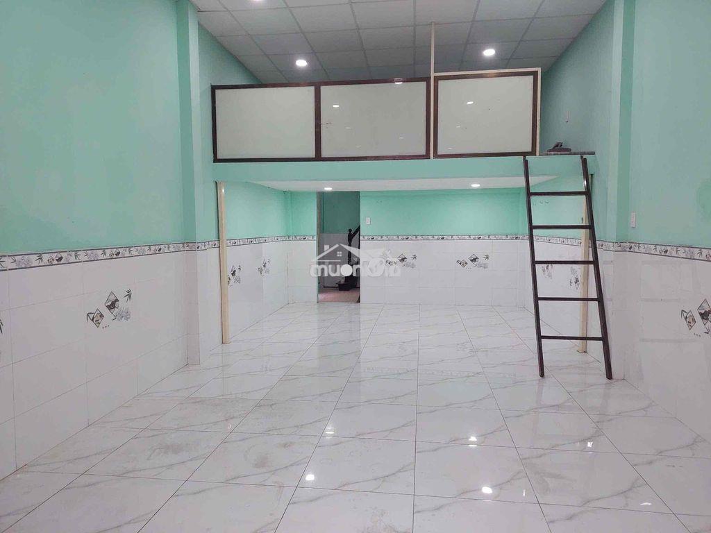 Cho thuê nhà hẻm xe hơi thông căn góc lạc long quân - 4