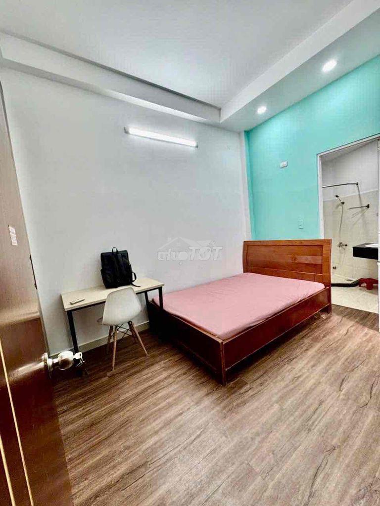 Khai trương căn hộ đón chào tân sinh viên