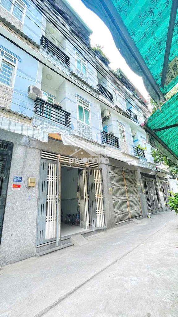 Cho thuê nc 4pn,3wc,1pk, 1 bếp - p15, q.8 (p.phú định)