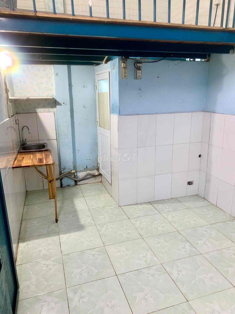 Phòng trọ 16 m2 có gác lững giờ giấc tự do - 2