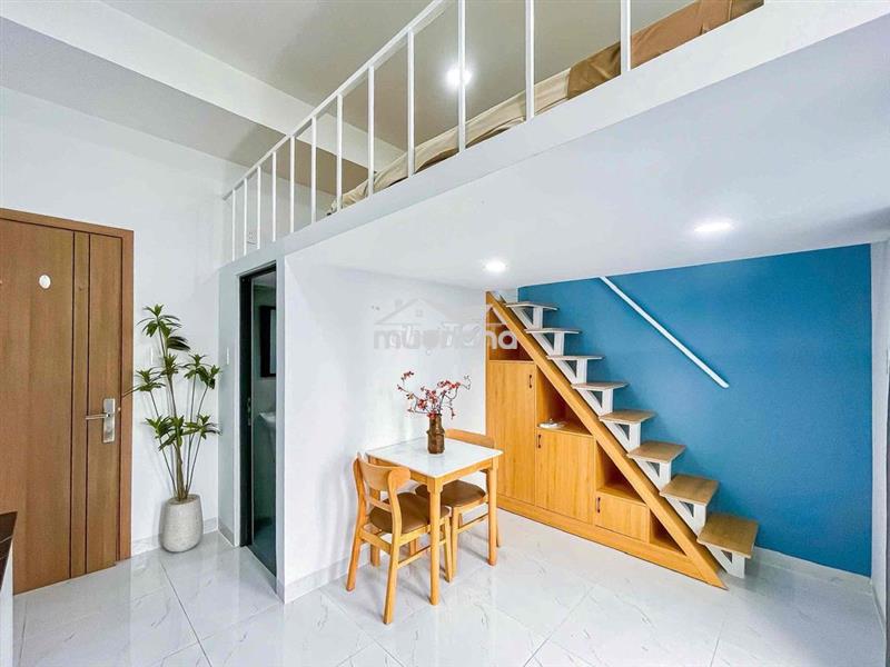Duplex 40m2 có máy giặt riêng bancol gần rmit ngây lâm văn bền
