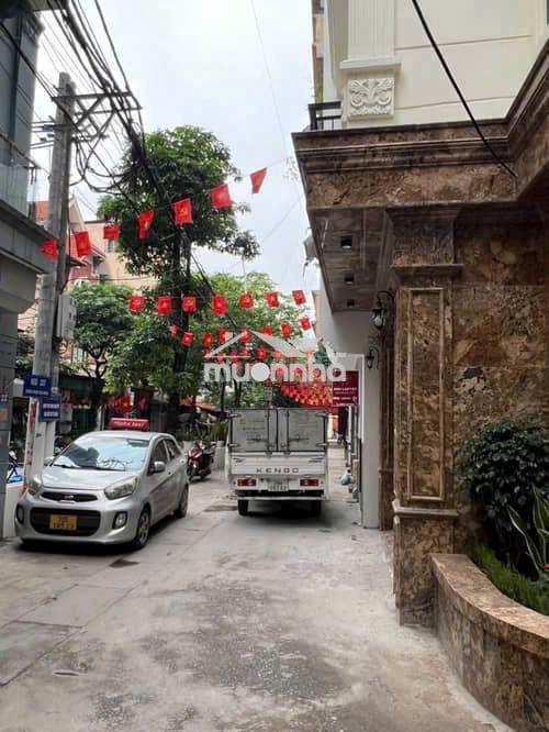 Bán nhà xuân đỉnh mặt ngõ 5 m ô tô vào nhà 54 m 7 taangf 26 tỷ