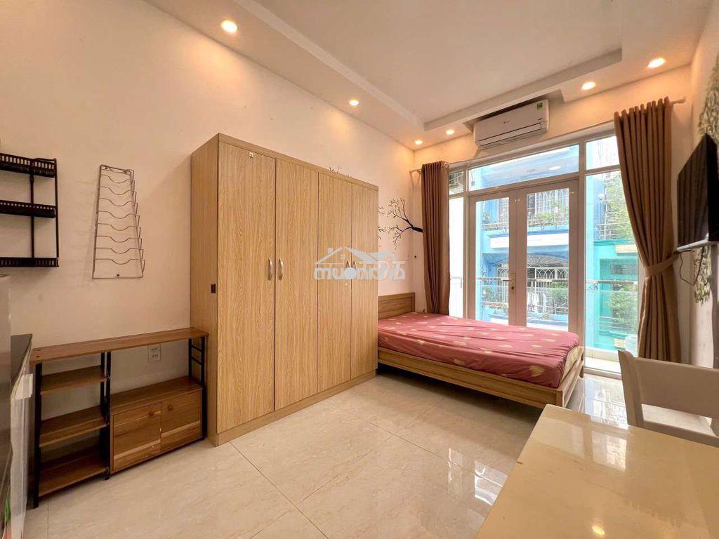 Trống sẵn cho thuê ch 1pn | balcony| rộng 35m2 | ở trung tâm quận 1 - 2