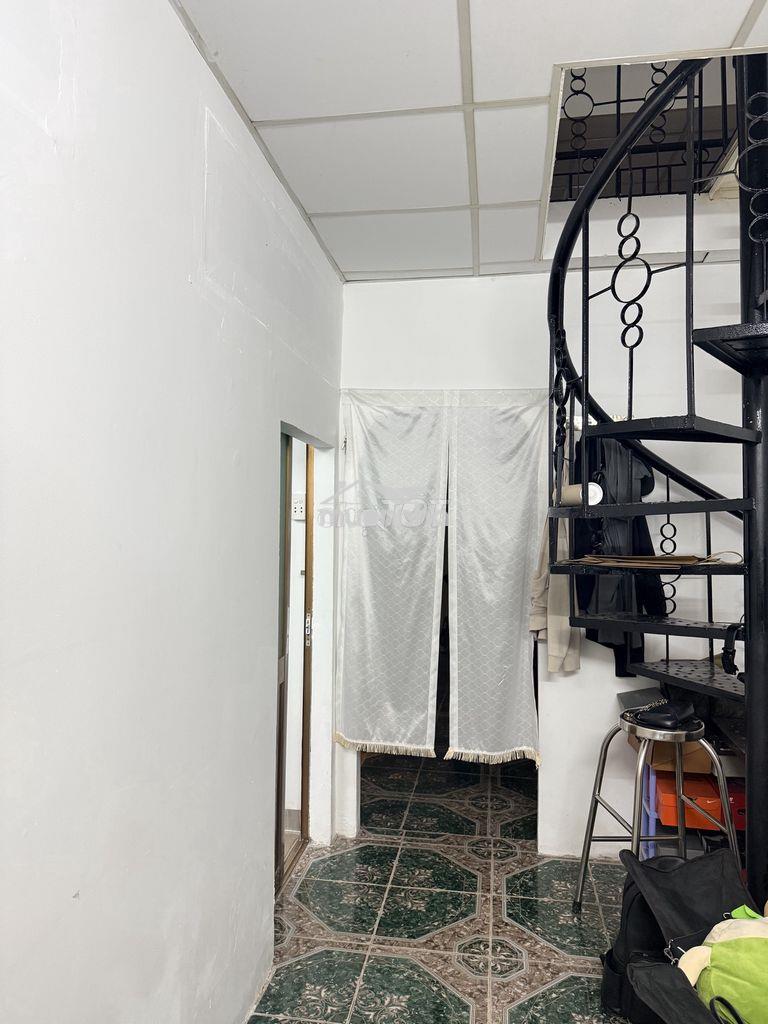 Cho thuê nhà 3phòng ngủ hẻm 997 trần xuân soạn phường tân hưng quận 7 - 4