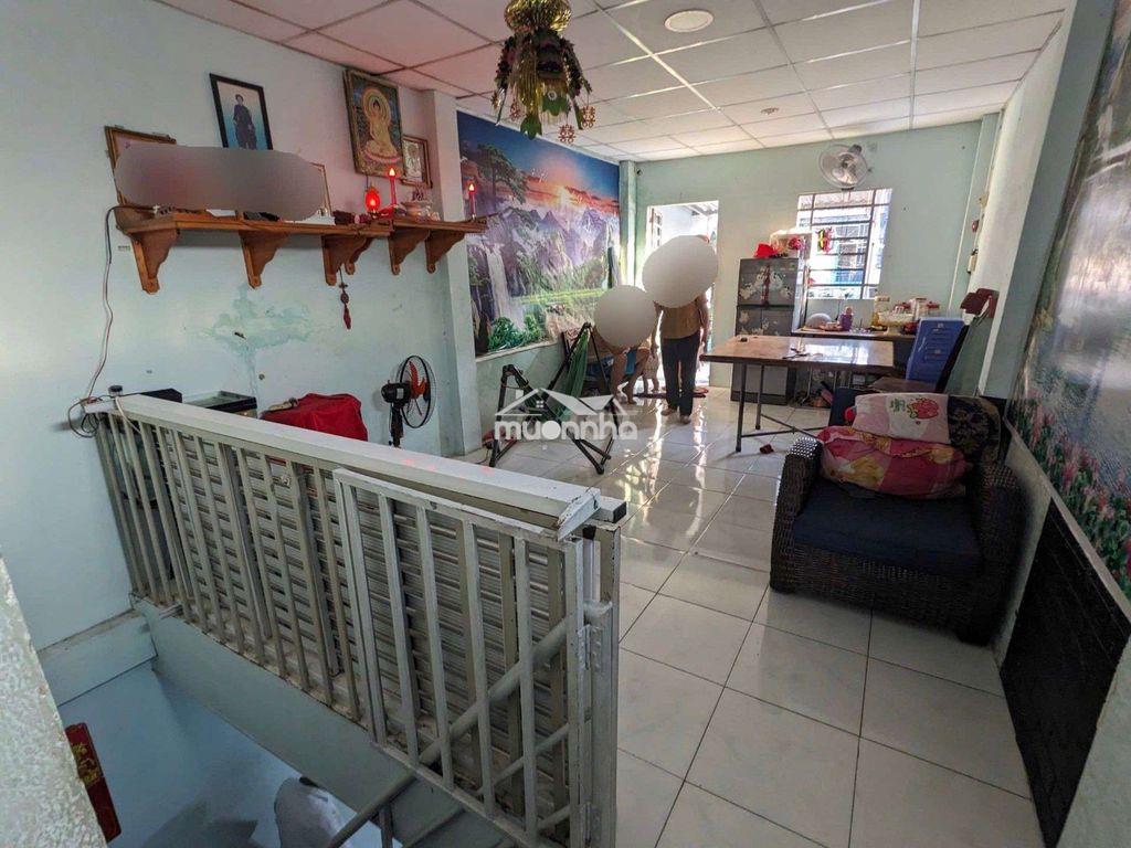 🚨 Nhà 2 tầng hxh đường 11 linh xuân - 87.1m² - 5.1tỷ
- 4