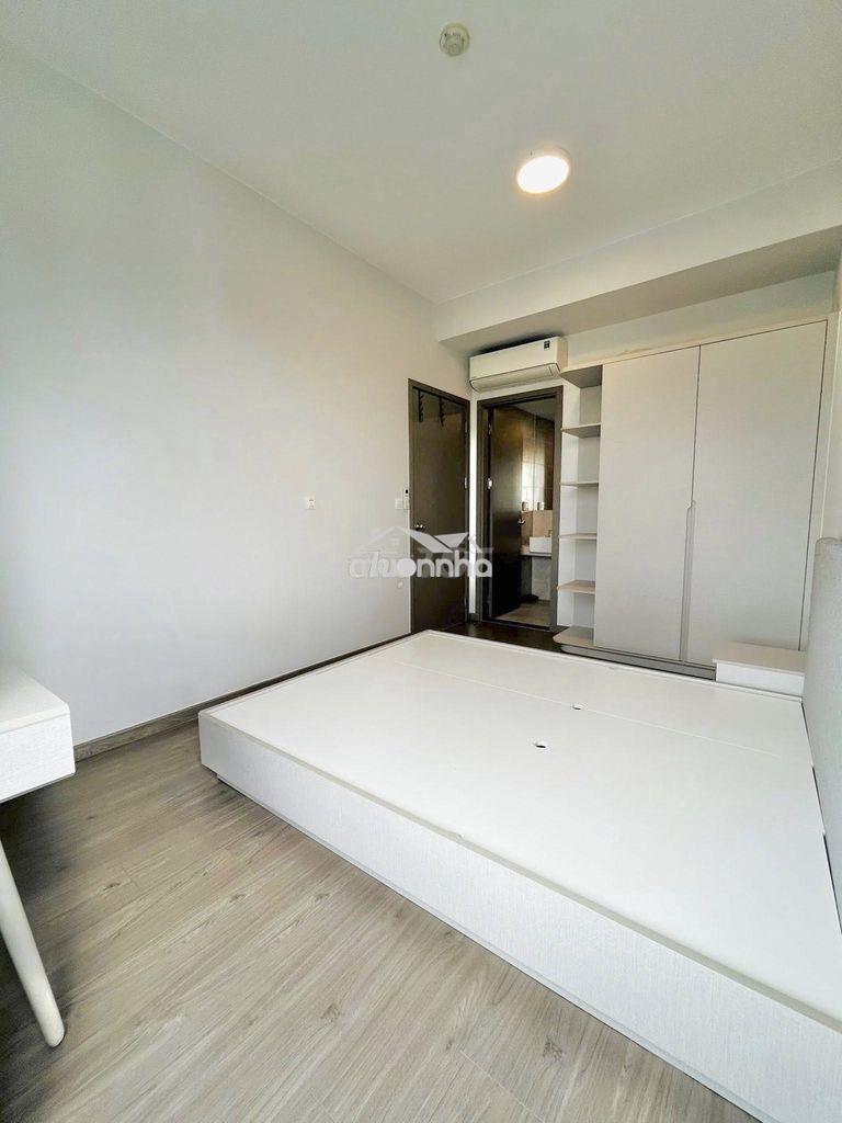 Bán căn góc 69m2, hướng nam, thiết kế 2pn + - 2